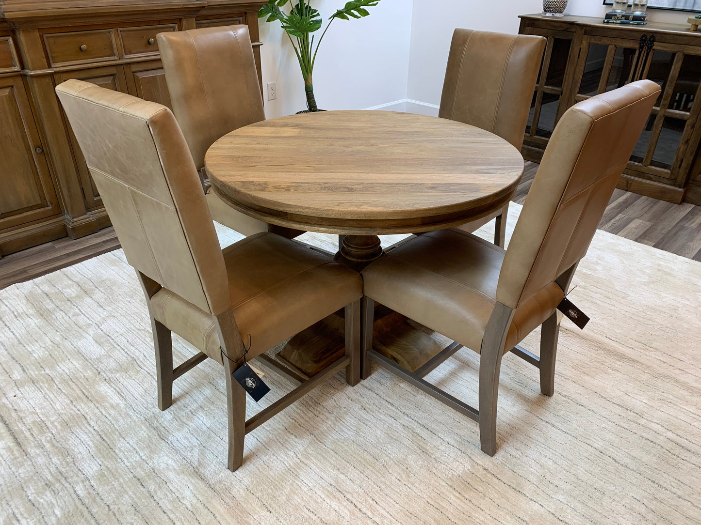 Weston 42" Acacia Round Dining Table - Natural
