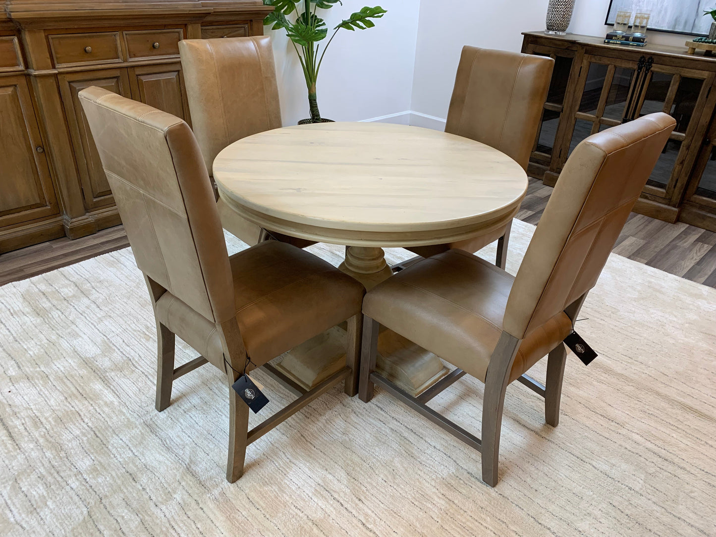 Weston 42" Acacia Round Dining Table - New White Wash