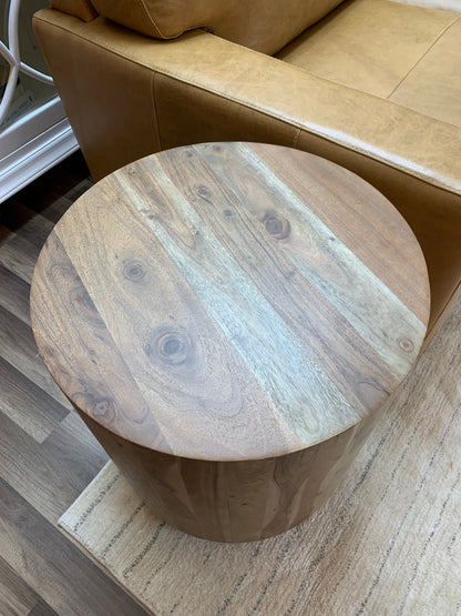Malcolm Acacia 20" Round End Table - Natural