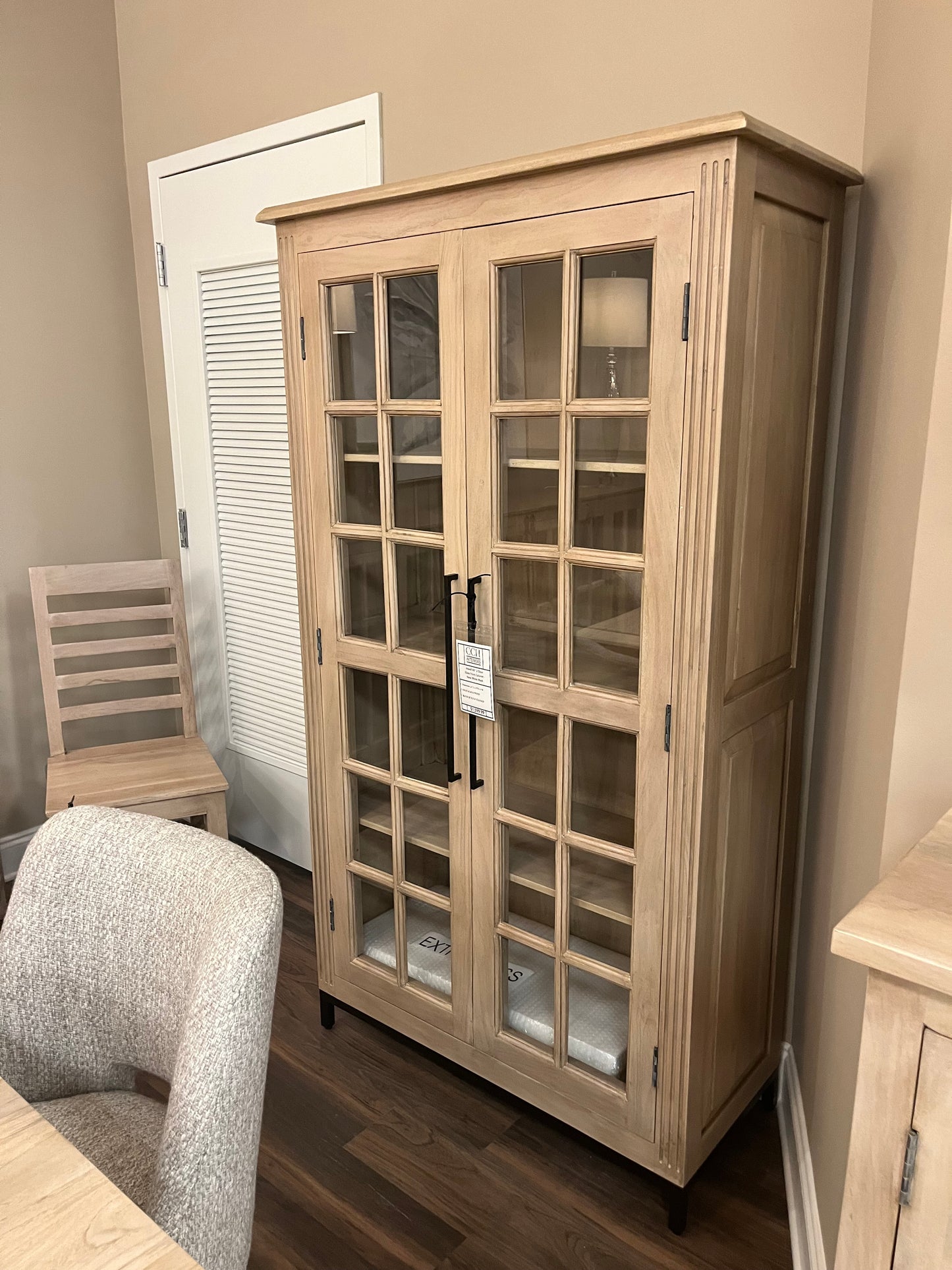 Atwell 40" 2 Door Glass Front Cabinet - New White Wash